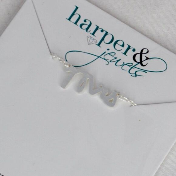 Harper & Jewels Silver 'Mrs' Necklace, NWT - Picture 2 of 4